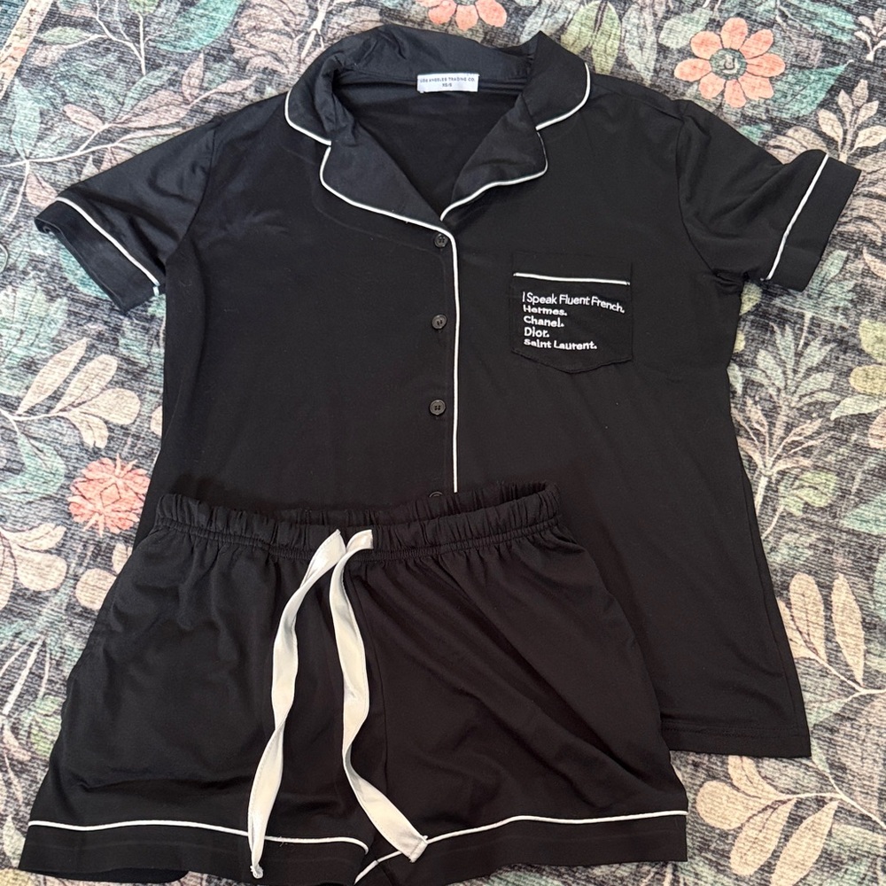 Black Pajama Set I Speak Fluent French